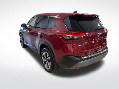 Certified 2023 Nissan Rogue SV image 3