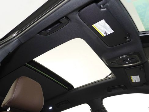 Used 2025 Audi Q6 e-tron Premium w/ 20" Wheel Package image 18