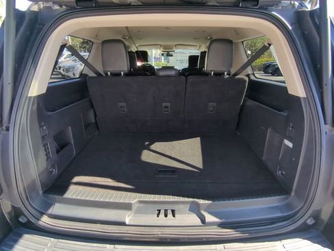 Used 2024 Ford Expedition Max XLT image 14