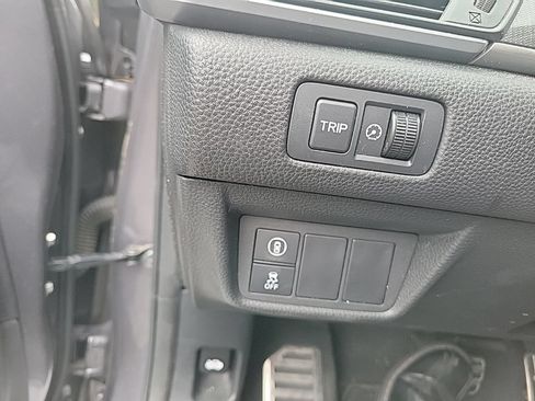 Used 2018 Honda Accord Sport image 21