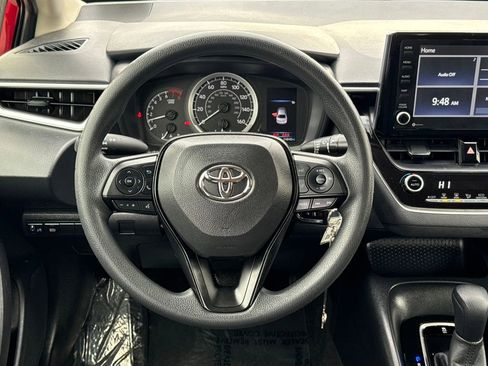 Used 2022 Toyota Corolla LE image 12