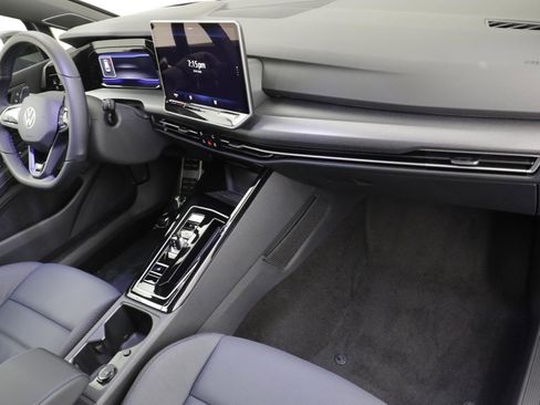 New 2026 Volkswagen Golf image 24