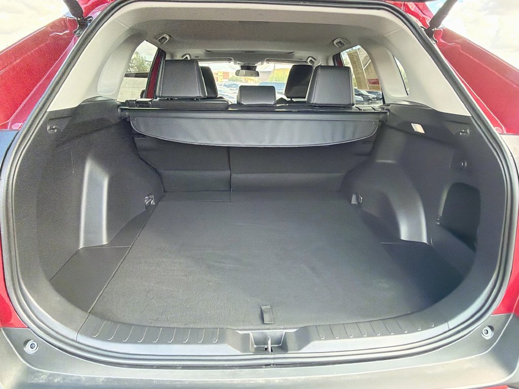 Used 2025 Toyota RAV4 XLE Premium FWD image 25