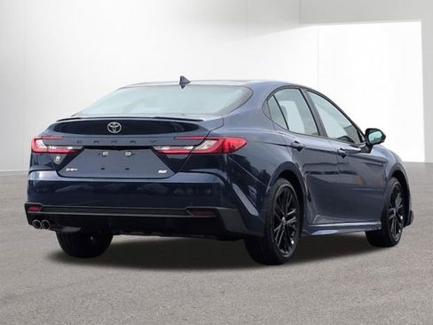 Certified 2026 Toyota Camry SE FWD image 5