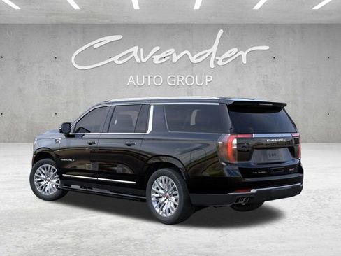 New 2026 GMC Yukon XL Denali w/ Denali Reserve Package AWD/4WD image 3