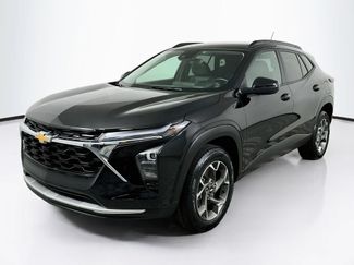 Used 2025 Chevrolet Trax LT w/ LT Convenience Package FWD video 1