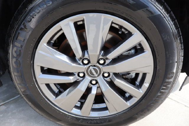 Used 2024 Nissan Pathfinder SV FWD image 47