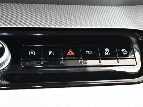 Used 2025 Ford Expedition Active AWD/4WD image 14