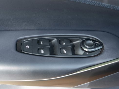 Used 2025 Aston Martin DBX 707 image 16