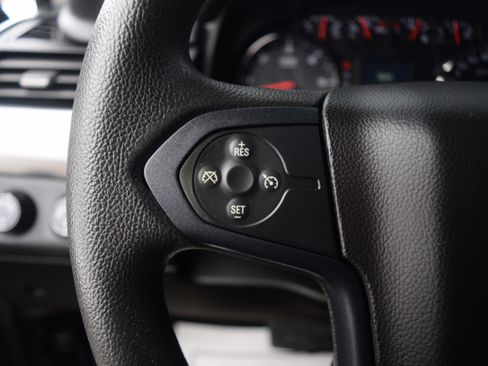 Used 2017 Chevrolet Tahoe 4WD image 5