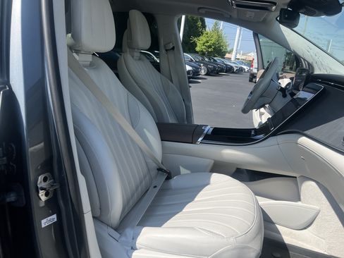 Certified 2023 Mercedes-Benz EQS 450+ SUV image 35