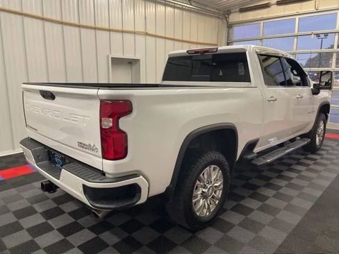 Used 2023 Chevrolet Silverado 3500 High Country w/ Z71 Off-Road Package image 3