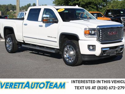 Used 2016 GMC Sierra 2500 Denali w/ Duramax Plus Package
