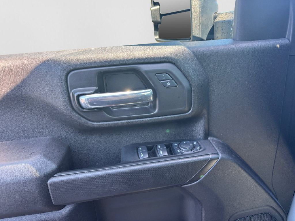Used 2025 Chevrolet Silverado 2500 Custom w/ Custom Convenience Package AWD/4WD image 11