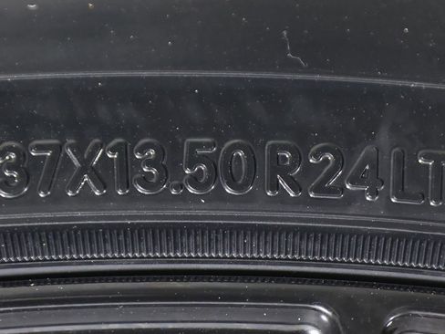 Used 2026 Ford F250 Lariat w/ Tremor Off-Road Package image 55