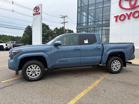 New 2026 Toyota Tacoma SR5 AWD/4WD image 2