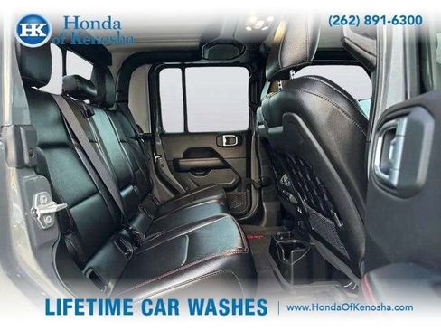 Used 2023 Jeep Gladiator Rubicon w/ Cold Weather Group image 29