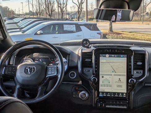 Used 2022 RAM 2500 Limited image 19