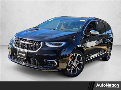 New 2026 Chrysler Pacifica Pinnacle