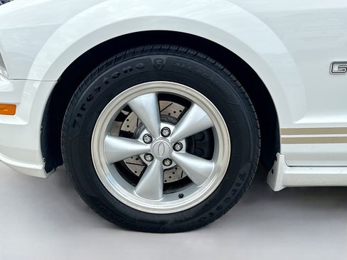 Used 2008 Ford Mustang GT image 37