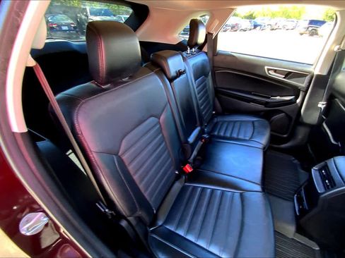 Used 2017 Ford Edge SEL w/ Equipment Group 201A image 18