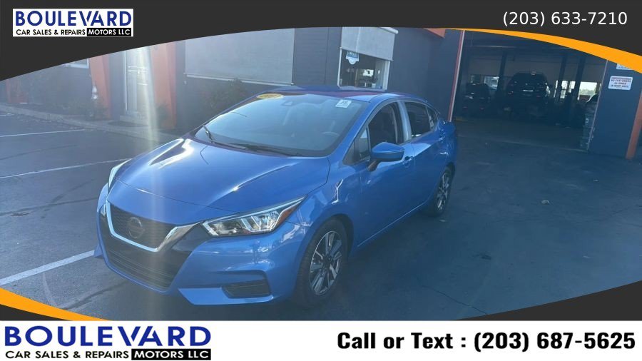 Used 2021 Nissan Versa SV FWD image 3