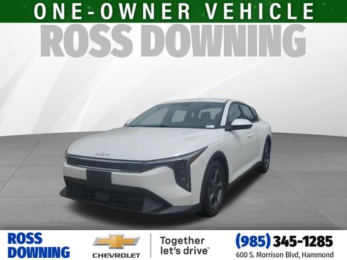 Used 2025 Kia K4 LXS image 1