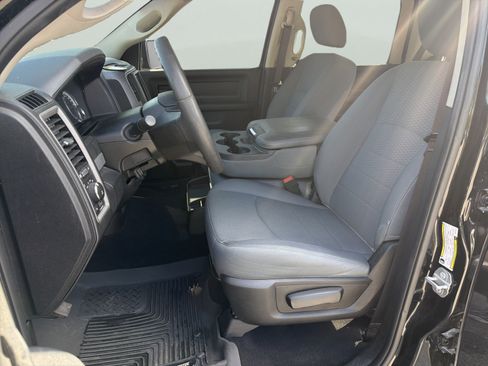 Used 2020 RAM 1500 Express w/ Express Value Package RWD image 18
