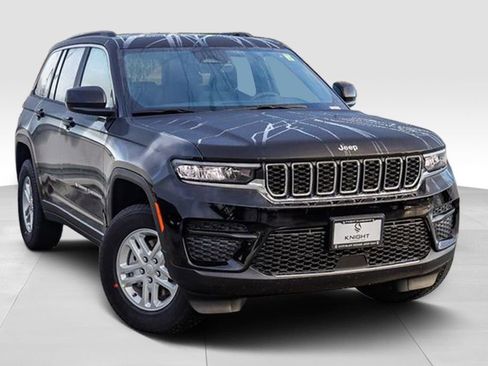 New 2025 Jeep Grand Cherokee Laredo w/ Luxury Tech Group I image 2