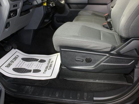 Certified 2025 Ford F150 XLT w/ Equipment Group 301A Standard image 9