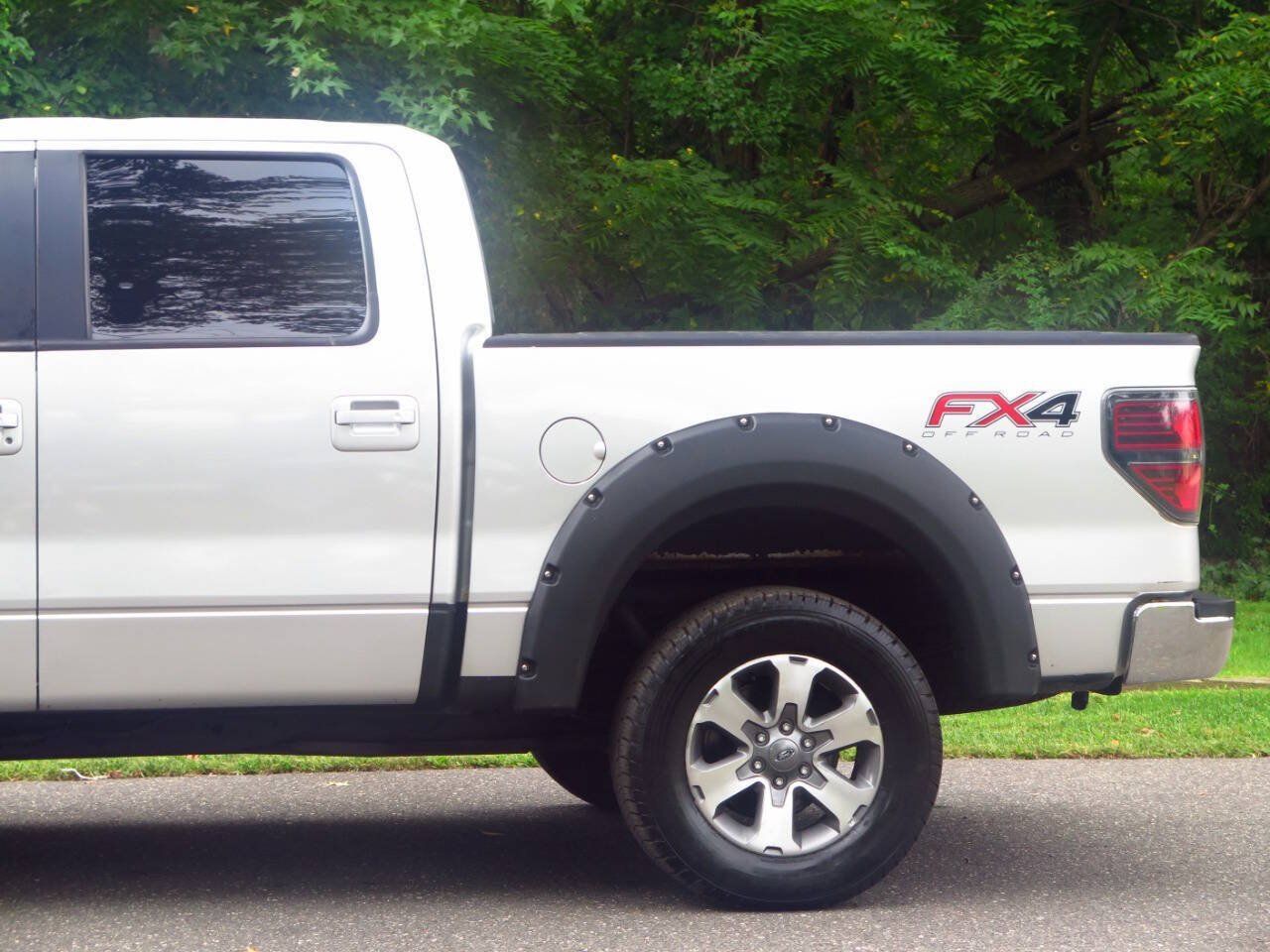 Used 2013 Ford F150 FX4 w/ Luxury Equipment Group AWD/4WD image 20