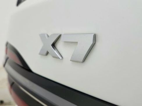 Used 2024 BMW X7 M60i w/ Executive Package image 17