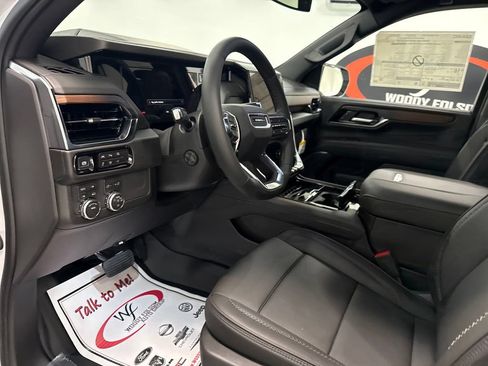 New 2026 GMC Yukon Denali w/ LPO, Floor Liner Package AWD/4WD image 9