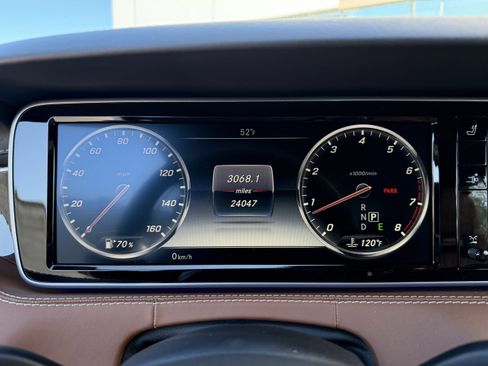 Used 2017 Mercedes-Benz S 550 Cabriolet image 32