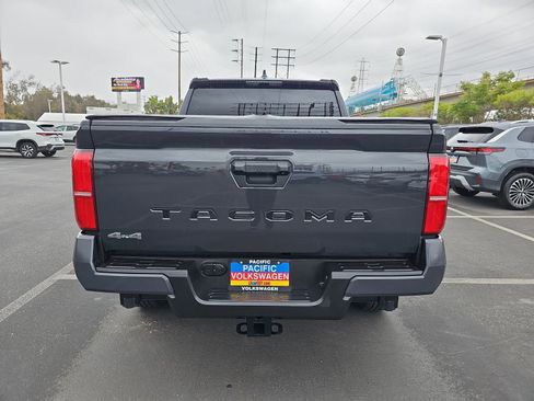 Used 2025 Toyota Tacoma SR5 image 11