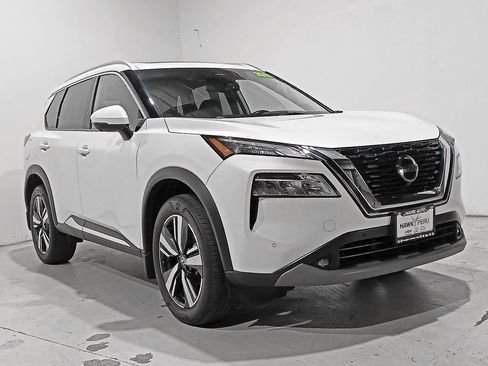 Used 2021 Nissan Rogue SL w/ Premium Package AWD/4WD image 32