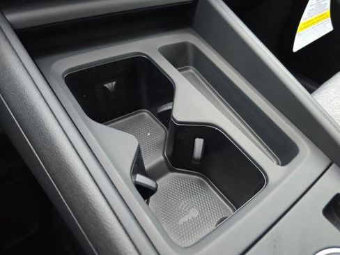 New 2026 Volkswagen Tiguan S image 33