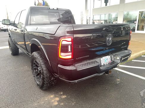 Used 2020 RAM 3500 Limited image 11