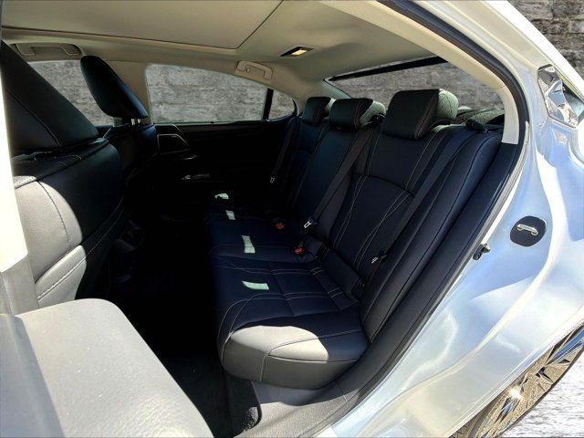 Certified 2025 Lexus ES 350 Ultra Luxury w/ Accessory Package (Z1) FWD image 23