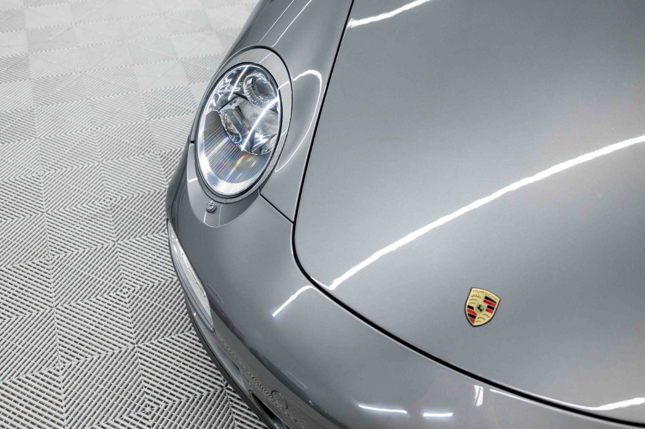 Used 2011 Porsche 911 Carrera GTS RWD image 17