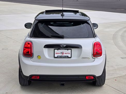 Used 2024 MINI Cooper SE image 9