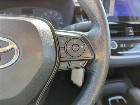 Certified 2025 Toyota Corolla LE image 13