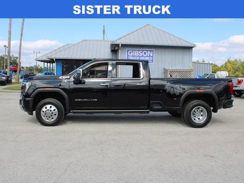 Used 2025 GMC Sierra 3500 Denali w/ Denali Reserve Package image 6