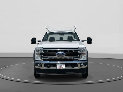 New 2024 Ford F450 XL w/ XL Chrome Package image 3
