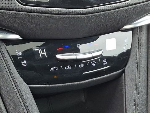 Certified 2025 Cadillac XT5 Premium Luxury AWD/4WD image 15