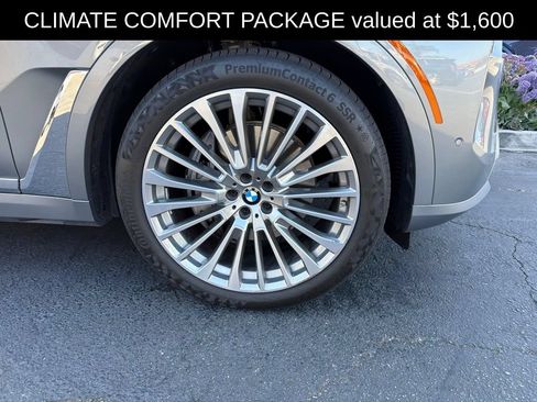Used 2026 BMW X7 xDrive40i w/ Premium Package AWD/4WD image 3