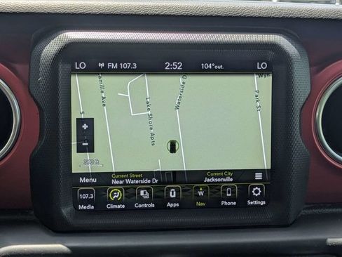 Used 2021 Jeep Wrangler Rubicon AWD/4WD image 22