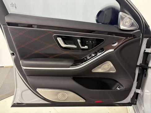 Used 2024 Mercedes-Benz S 63 AMG S w/ Rear Seat Package image 6
