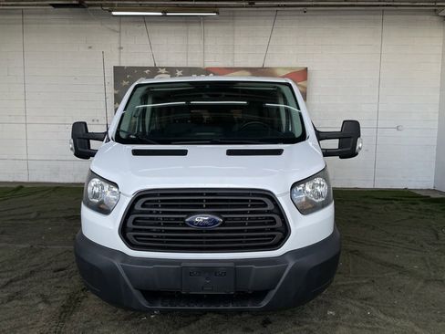 Used 2017 Ford Transit 150 XL image 8