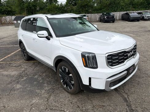 Used 2025 Kia Telluride SX Prestige AWD/4WD image 3